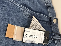 Partij kleding - afbeelding 12 van  15