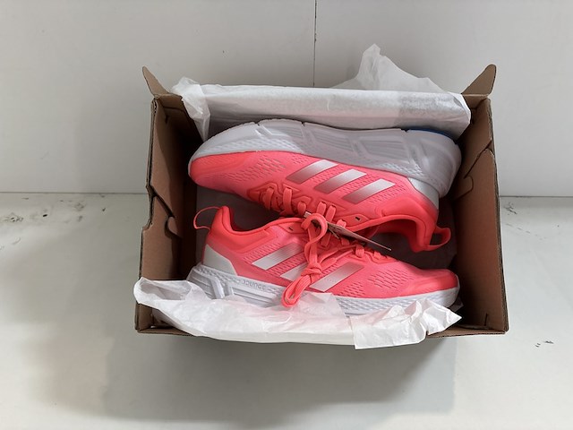 Partij kleding - afbeelding 4 van  11