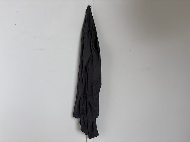 Partij kleding - afbeelding 12 van  18