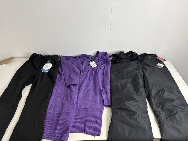 Partij kleding - afbeelding 6 van  6
