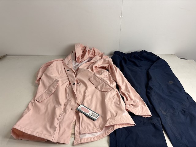 Partij kleding - afbeelding 1 van  6