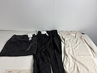 Partij kleding - afbeelding 1 van  6