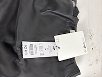 Partij kleding - afbeelding 2 van  6