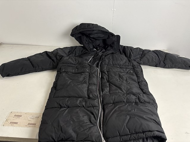 Partij kleding - afbeelding 6 van  6