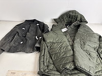 Partij kleding - afbeelding 6 van  6