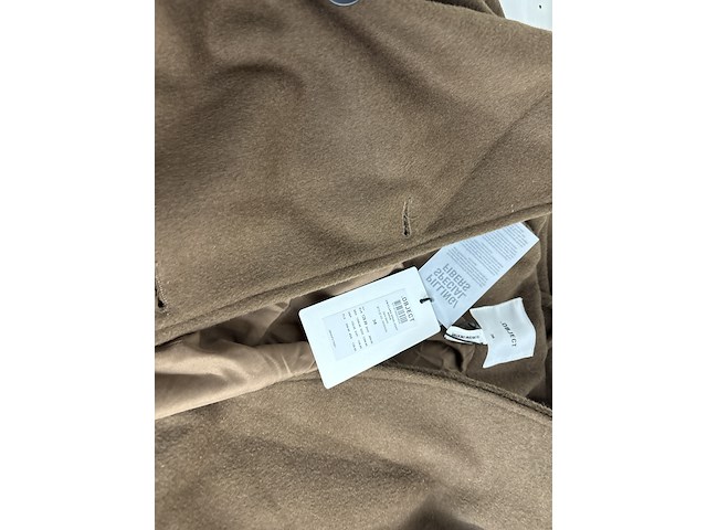 Partij kleding - afbeelding 5 van  6