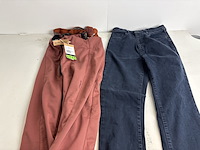 Partij kleding - afbeelding 2 van  7