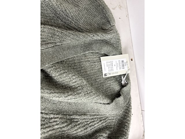 Partij kleding - afbeelding 5 van  7