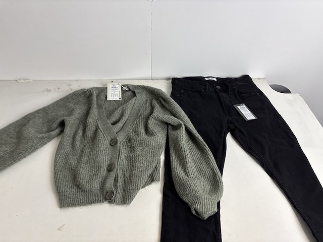 Partij kleding - afbeelding 7 van  7