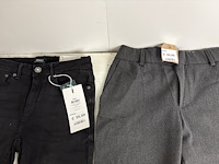 Partij kleding - afbeelding 1 van  10