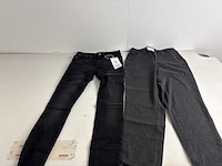 Partij kleding - afbeelding 3 van  10