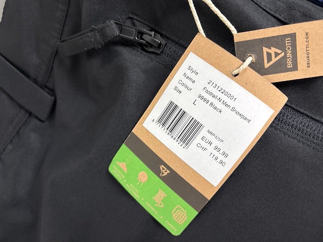 Partij kleding - afbeelding 4 van  8