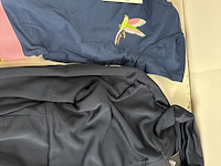 Partij kleding - afbeelding 5 van  8