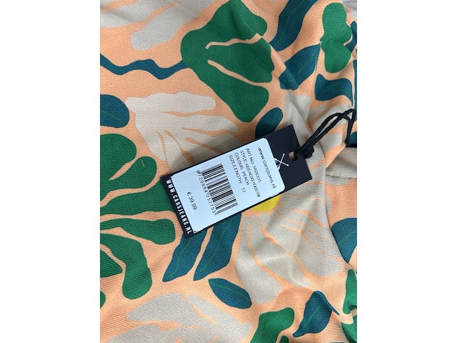 Partij kleding - afbeelding 7 van  8