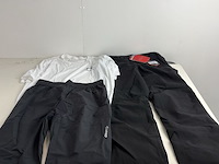 Partij kleding - afbeelding 7 van  8