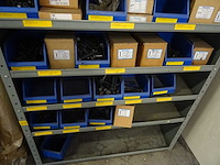 Partij kleinwaar en bevestingsmateriaal met kasten - afbeelding 3 van  20