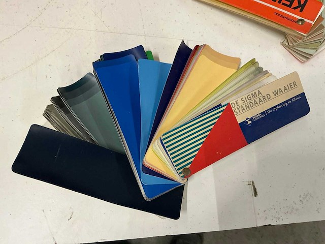 Partij kleurwaaiers - afbeelding 5 van  6