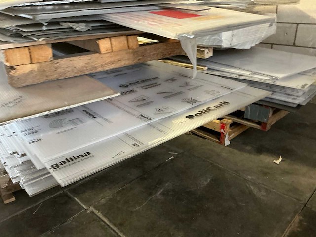 Partij klik polycarbonaat kanaalplaten - afbeelding 5 van  11