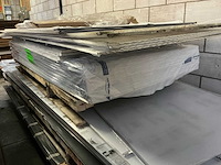 Partij klik polycarbonaat kanaalplaten - afbeelding 8 van  11