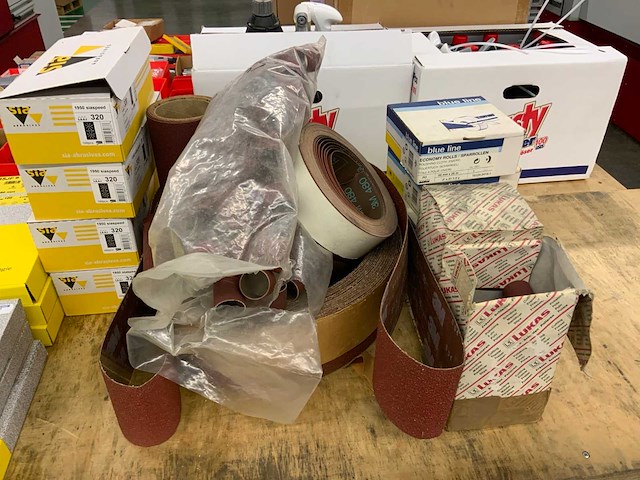 Partij klingspor kl385jf schuurpapier - afbeelding 8 van  13