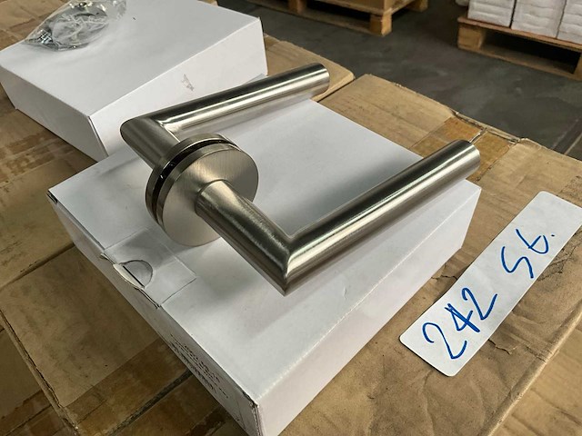 Partij klinken - afbeelding 1 van  5