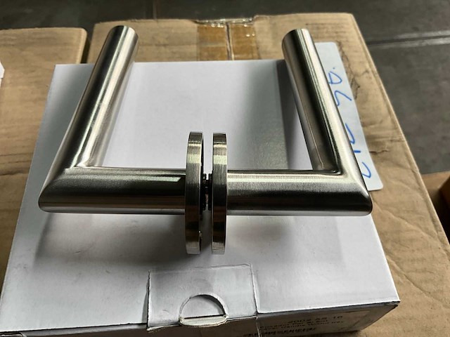 Partij klinken - afbeelding 3 van  5