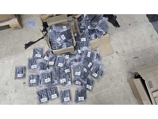 Partij koelkast magneten - afbeelding 1 van  6