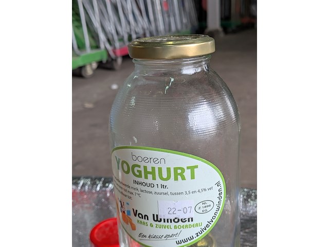 Partij koeltassen gevuld met lege glazen flessen - afbeelding 4 van  8