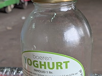 Partij koeltassen gevuld met lege glazen flessen - afbeelding 4 van  8