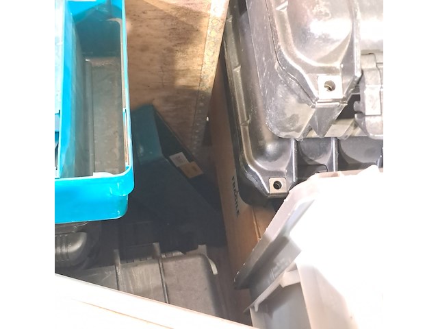 Partij koffers en kisten - afbeelding 8 van  9