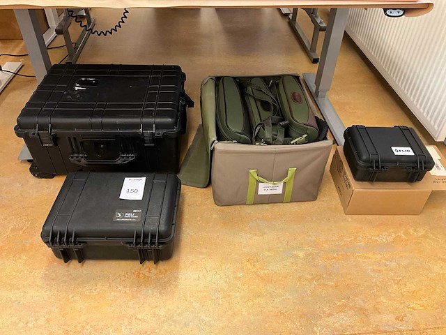 Partij koffers en tassen - afbeelding 1 van  5