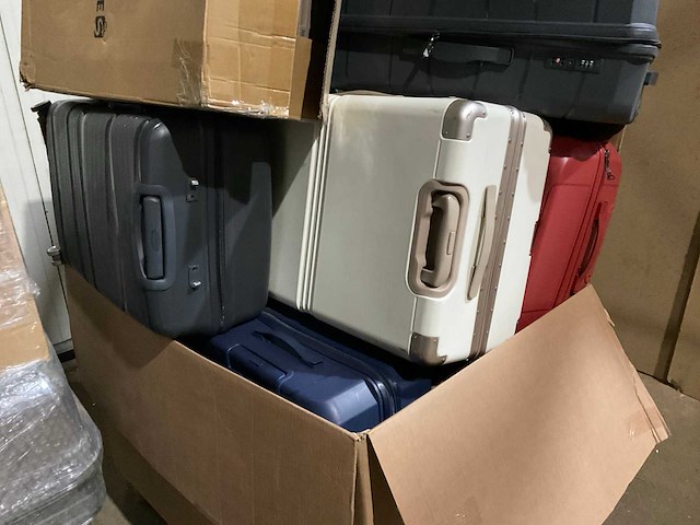 Partij koffers - afbeelding 5 van  14