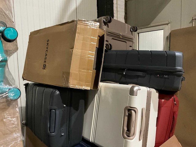 Partij koffers - afbeelding 6 van  14