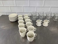 Partij koffie-thee - servies - afbeelding 2 van  5
