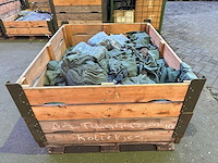 Partij kolsjalen en bivakmutsen - afbeelding 3 van  6