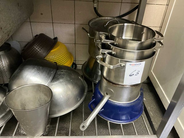 Partij kookpotten - afbeelding 3 van  3