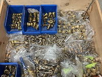 Partij koperen en messing fittingen - afbeelding 3 van  3