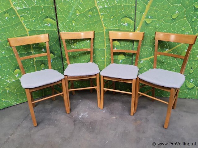 Partij kopidakis stoelen met kussens - 4 stuks - afbeelding 1 van  7