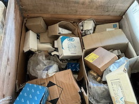 Partij koppeling en kranen - afbeelding 7 van  15