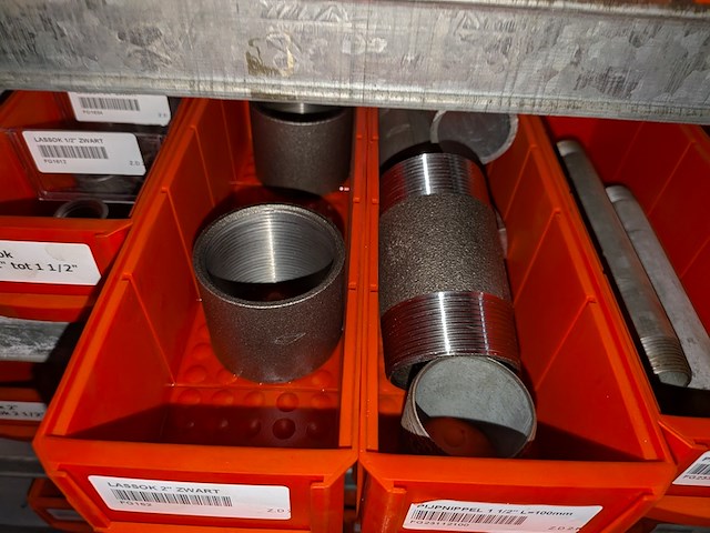 Partij koppelingen en nippels - afbeelding 35 van  62