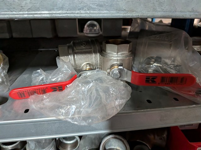 Partij koppelingen en nippels - afbeelding 62 van  62