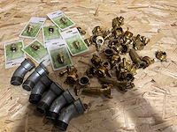 Partij koppelingen en toebehoren - afbeelding 1 van  5