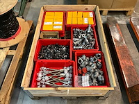 Partij koppelingen, relais en diversen - afbeelding 1 van  7