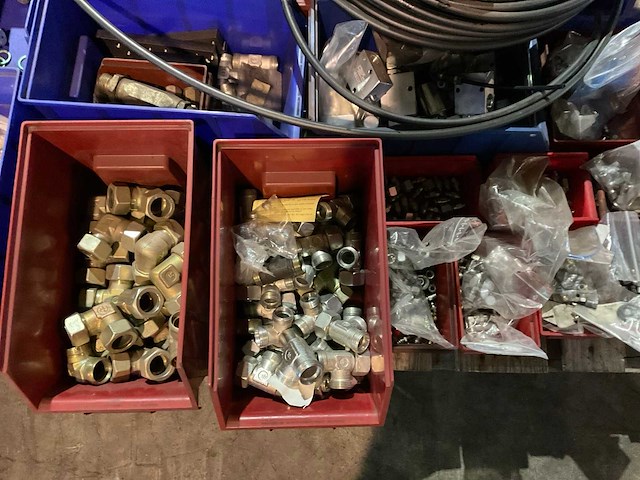 Partij koppelingen - afbeelding 2 van  6