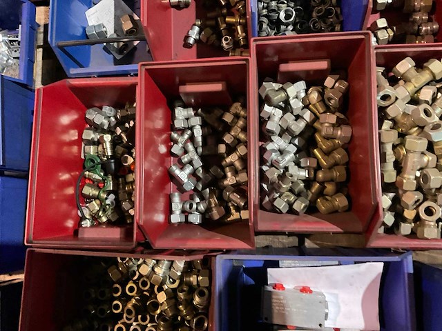 Partij koppelingen - afbeelding 6 van  9