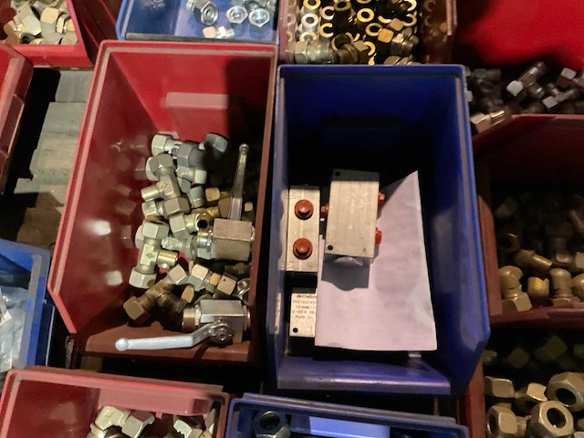 Partij koppelingen - afbeelding 8 van  9