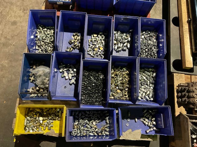 Partij koppelingen - afbeelding 1 van  7