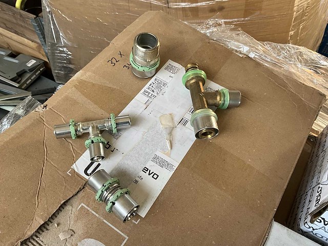 Partij koppelingen - afbeelding 1 van  11