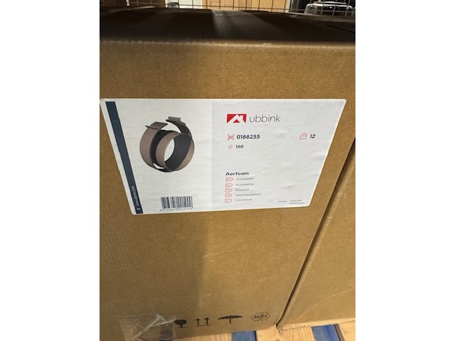 Partij koppelstukken en beugels, aerfoam en ubifit, grijs - afbeelding 5 van  14