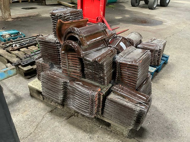 Partij koramic dakpannen - afbeelding 4 van  7